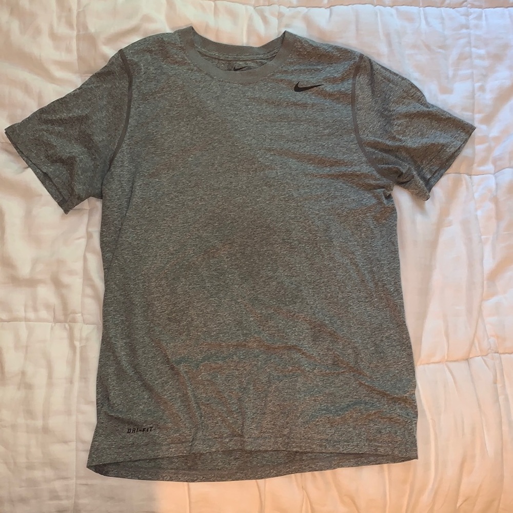 Nike Mens Large Dri-Fit Tee Shirt